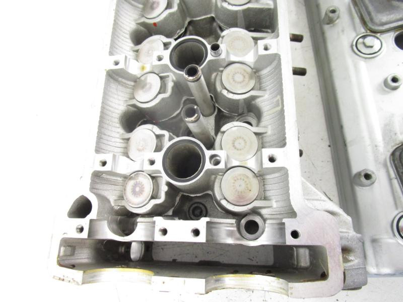 01 Kawasaki Ninja ZX7R P Cylinder Head 11008-1310 1996-2003